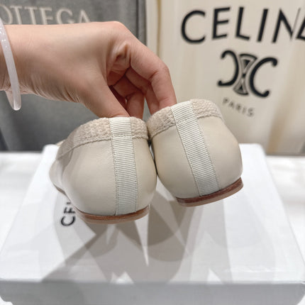 CELINE 26S BALLET FLATS IN CREAM WHITE CALFSKIN WITH BOW