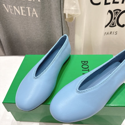 BOTTEGA VENETA 26S BALLET FLATS IN PASTEL BLUE LAMBSKIN