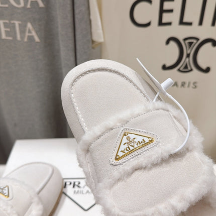 PRADA 26S MULE LOAFERS IN CREAM WHITE SUEDE SHEARLING LINED