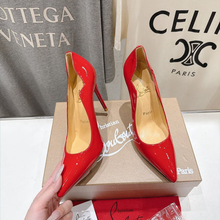 CHRISTIAN LOUBOUTIN 26S SCALLOPED EDGE HEELS 105 MM IN RED GLOSSY CALFSKIN