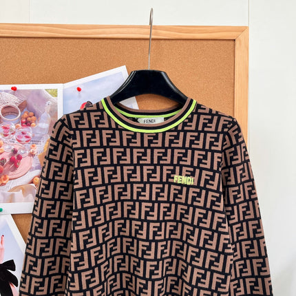 FENDI 26S CREWNECK KNIT SWEATER 530