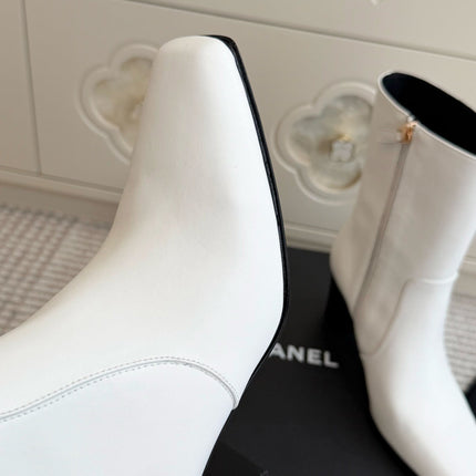 CHANEL 26S HIGH HEEL ANKLE BOOTS 70 MM IN WHITE CALFSKIN SQUARE TOE