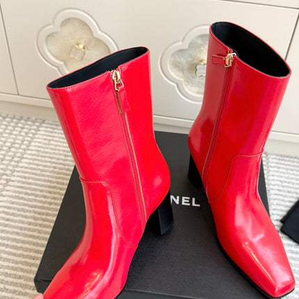 CHANEL 26S HIGH HEEL ANKLE BOOTS 70 MM IN RED CALFSKIN SQUARE TOE