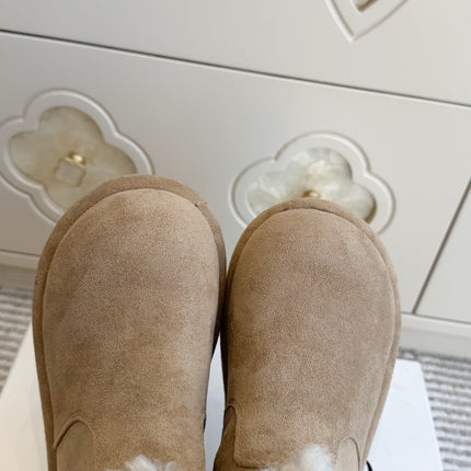 LOEWE 26S ANKLE BOOTS IN LIGHT BROWN SUEDE WITH SHEEPSKIN