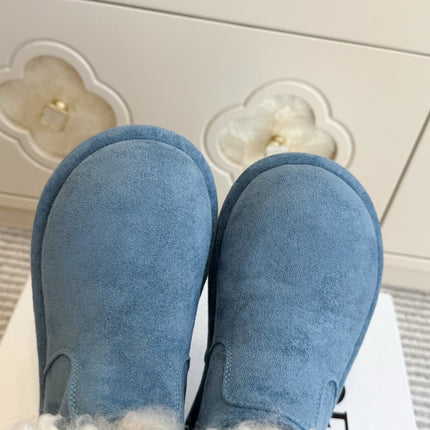 LOEWE 26S ANKLE BOOTS IN BLUE SUEDE WITH SHEEPSKIN