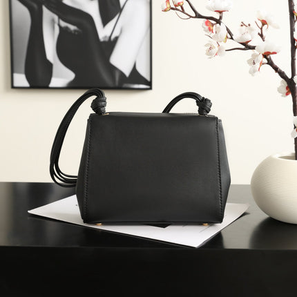CHANEL 26S ENVELOPE FLAP BAG 22 IN BLACK CALFSKIN