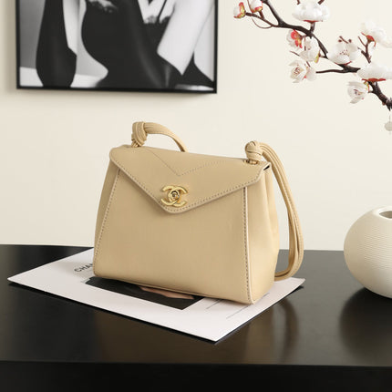 CHANEL 26S ENVELOPE FLAP BAG 22 IN BEIGE CALFSKIN