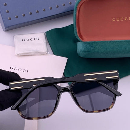 GUCCI 26S SQUARE FRAME IN ACETATE 426552