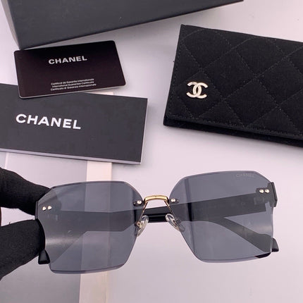 CHANEL 26S RECTANGULAR FRAME IN METAL 507036