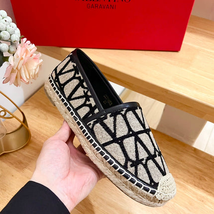 VALENTINO 26S SLIP ON SHOES IN BLACK AND BEIGE JACQUARD CANVAS