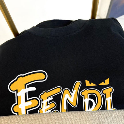 FENDI 26S SHORT-SLEEVE CREWNECK T-SHIRT 589