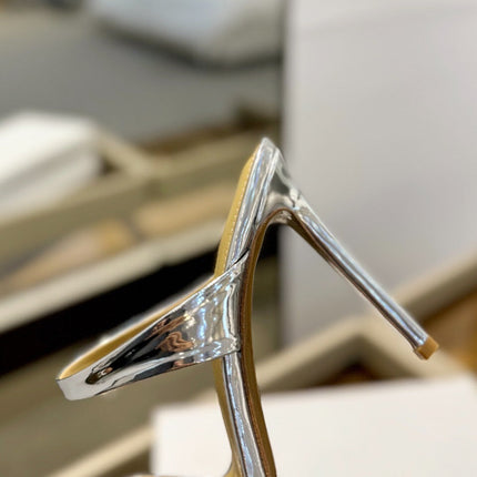 GIANVITO ROSSI 26S POINTED-TOE HEELED SANDALS 105 MM IN SILVER PATENT CALFSKIN