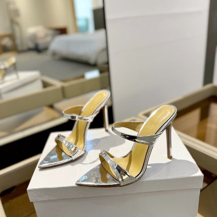 GIANVITO ROSSI 26S POINTED-TOE HEELED SANDALS 105 MM IN SILVER PATENT CALFSKIN