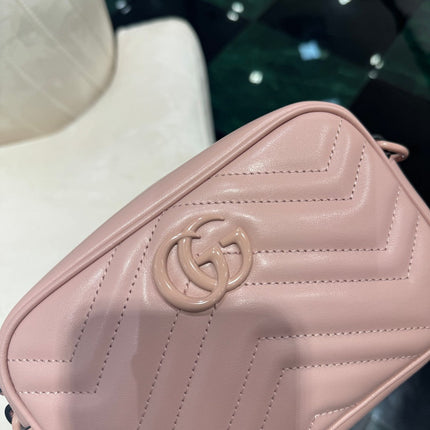 GG MINI 18 MARMONT MATELASSÉ SHOULDER BAG LIGHT PINK CALFSKIN
