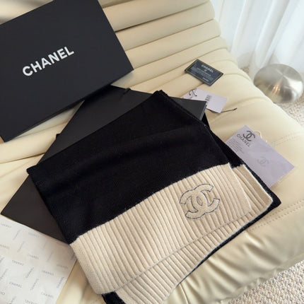 CHANEL 26S SCARF 175 IN CASHMERE 509292