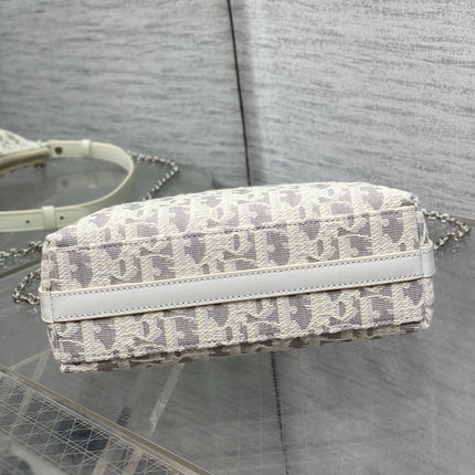 DIOR 26S MINI BAG 19 IN BEIGE OBLIQUE JACQUARD