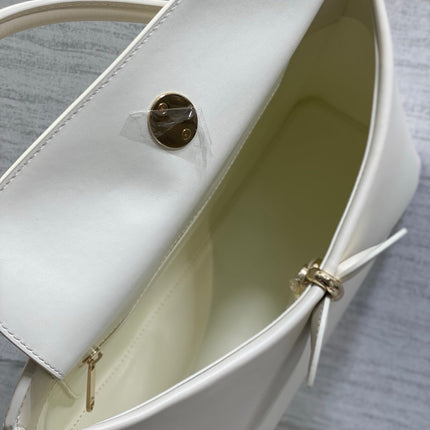 DIOR 26S LARGE CIGALE BAG 33 IN CREAM WHITE SMOOTH CALFSKIN GOLD HARDWARE