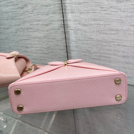 DIOR 26S CIGALE BAG 28 IN LIGHT PINK CROCODILE-EMBOSSED CALFSKIN GOLD HARDWARE