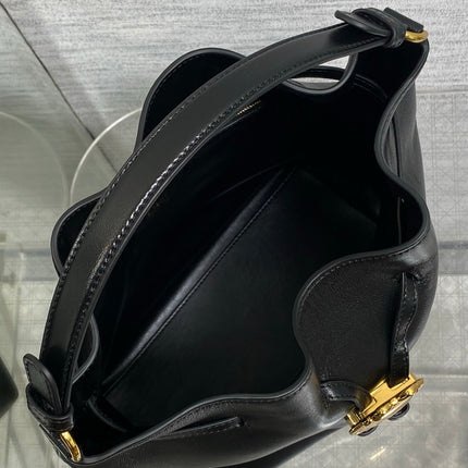 DIOR 26S BUCKET BAG 27 IN BLACK CALFSKIN GOLD HARDWARE