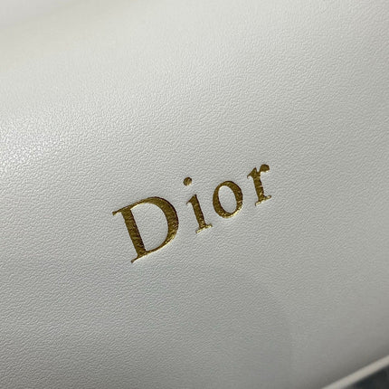 DIOR 26S BUCKET BAG 27 IN IVORY WHITE CALFSKIN GOLD HARDWARE