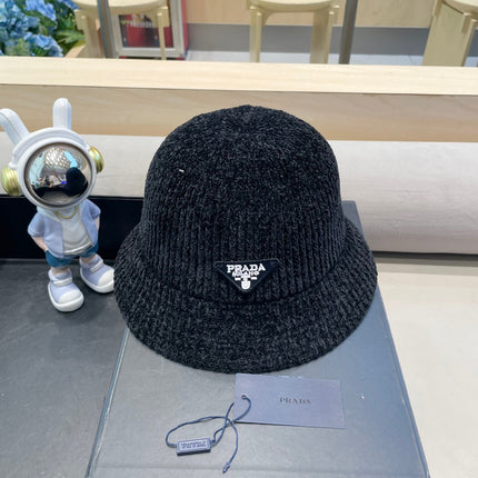 PRADA 26S BUCKET HAT 566238