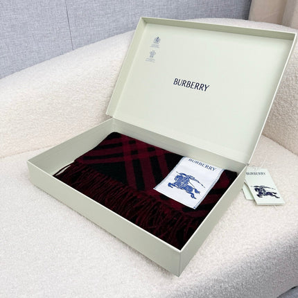 BURBERRY 26S SCARF 180 IN CASHMERE 515711