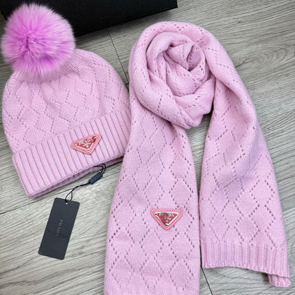 PRADA 26S SET SCARF AND BEANIE HAT 512803