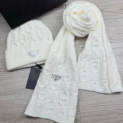 PRADA 26S SET SCARF AND BEANIE HAT 497422