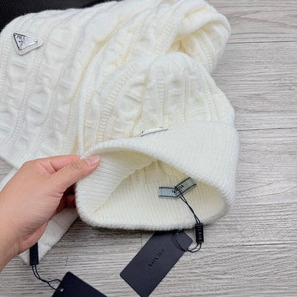 PRADA 26S SET SCARF AND BEANIE HAT 497422