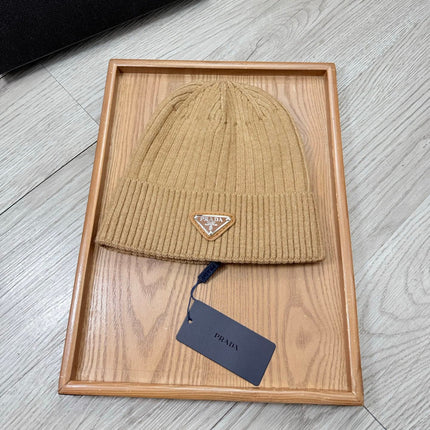 PRADA 26S BEANIE HAT 521038
