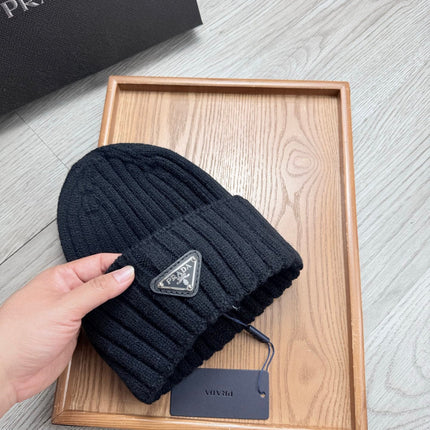 PRADA 26S BEANIE HAT 521042