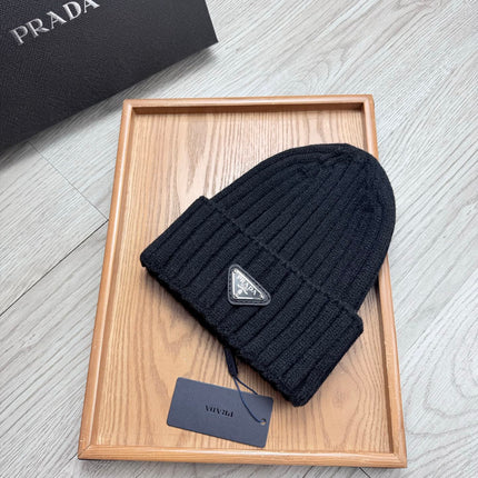 PRADA 26S BEANIE HAT 521042