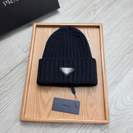 PRADA 26S BEANIE HAT 521042