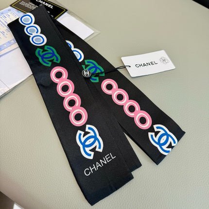 CHANEL 26S TWILLY SCARF 120 IN SILK 407661