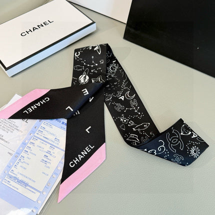 CHANEL 26S TWILLY SCARF 120 IN SILK 485185