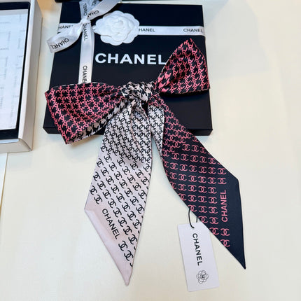 CHANEL 26S TWILLY SCARF 120 IN SILK 502612