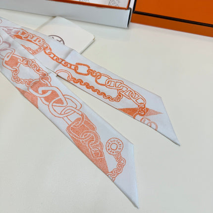 HERMES 26S TWILLY SCARF 86 IN SILK 492626