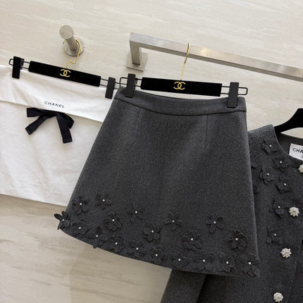 CHANEL 26S WOOL JACKET AND SKIRT SET 870