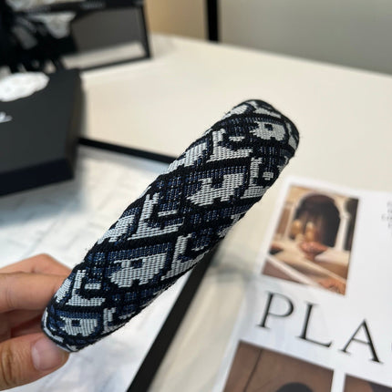 DIOR 26S HEADBAND IN BLACK AND WHITE FABRIC 500685