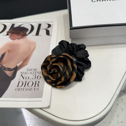 DIOR 26S SCRUNCHIE IN BLACK AND BROWN FABRIC 503077