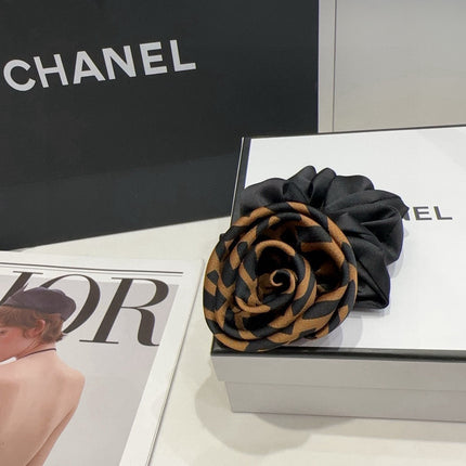 DIOR 26S SCRUNCHIE IN BLACK AND BROWN FABRIC 503077
