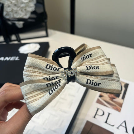 DIOR 26S BOW HAIR CLIP IN WHITE AND BEIGE FABRIC 512123