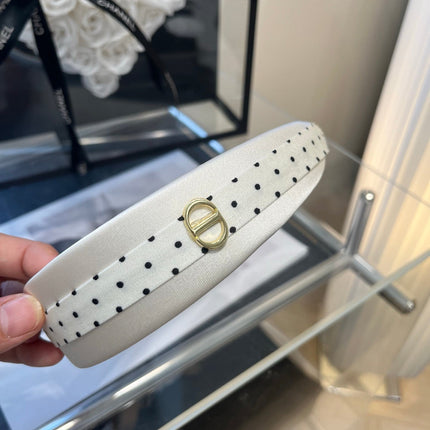 DIOR 26S HEADBAND IN WHITE SILK 500645