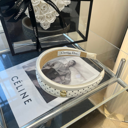 DIOR 26S HEADBAND IN WHITE SILK 500645