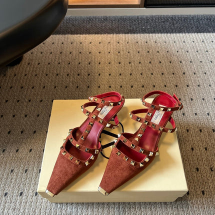 VALENTINO 26S ROCKSTUD HIGH HEELS 40 MM IN BROWN SUEDE