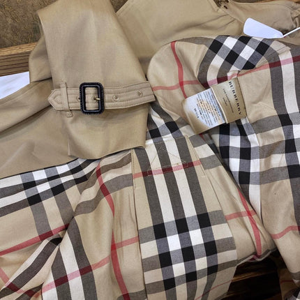 BURBERRY 26S CROPPED TRENCH COAT 513