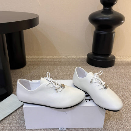 LOEWE 26S LACE UP FLAT SHOES IN WHITE CALFSKIN