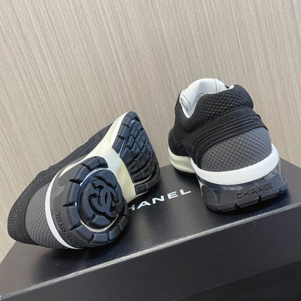 CHANEL 26S SNEAKER 35 MM IN BLACK MESH AND CALFSKIN LOW TOP
