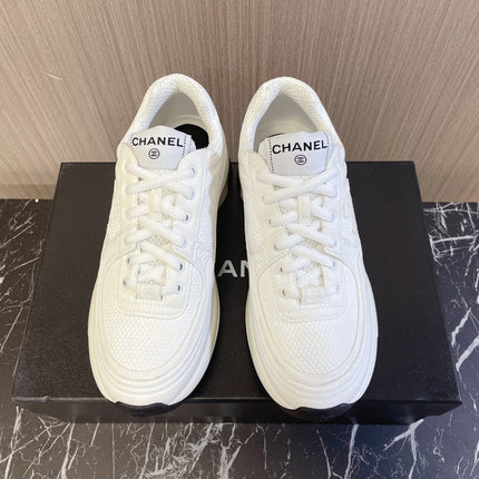 CHANEL 26S SNEAKER 35 MM IN CREAM WHITE MESH AND CALFSKIN LOW TOP
