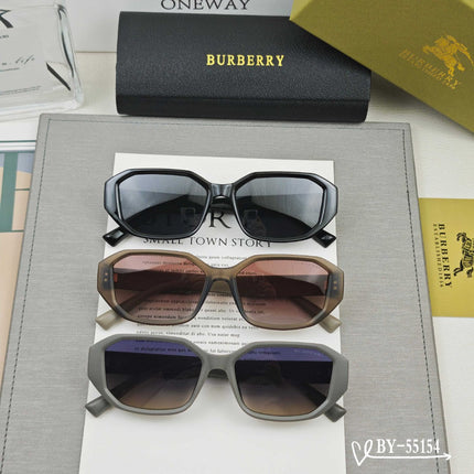 BURBERRY 26S SQUARE GEOMETRIC FRAME IN ACETATE 404813